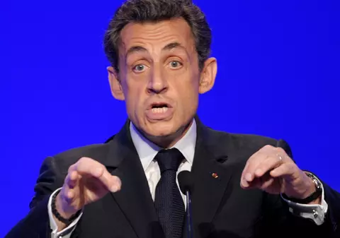 DEZVĂLUIRI ŞOC despre Preşedintele Franţei! Sarkozy ia substanţe ilegale pentru a face faţă programului