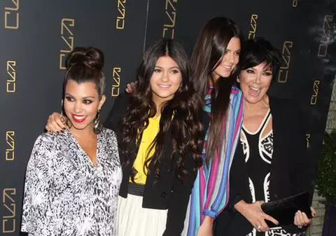 Familia Karadashian va încasa o sumă FABULOASĂ pentru reality show