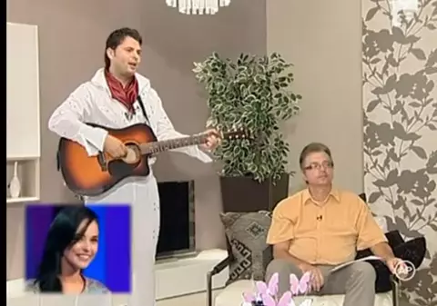 Mihai Vulpe de la Românii au Talent "i-a dat plasă" Andreei Marin. Vezi unde şi cum!
