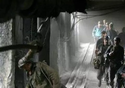 Cei 9 mineri blocaţi într-o mină de aur din Peru, salvaţi după aproape o săptămână