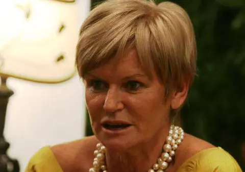 Monica Tatoiu şochează din nou: "M-am căsătorit pentru buletin de Bucureşti"