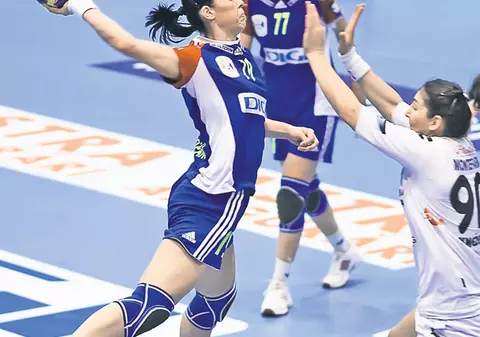 Aurelia Brădeanu, despre succesul Oltchimului cu Györ: "Victorie nebună"