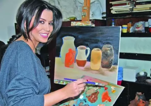 Simona Pătruleasa a reuşit să vândă primul tablou cu 2100 de lei