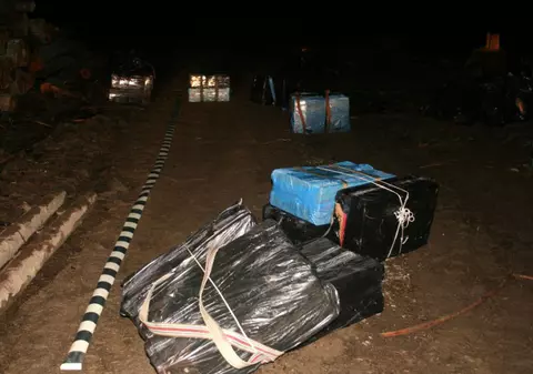 Poliţiştii de frontieră au tras din nou cu pistoalele după contrabandişti