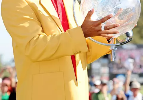 Este multimiliardar, dar nu-i pasă de fratele lui care va ajunge în stradă! Vezi ce cunoscut sportiv nu vrea să audă de rudele lui!