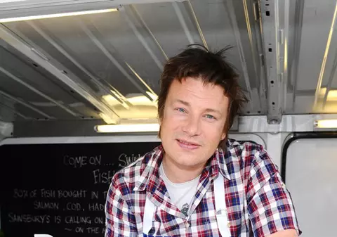 Şi la cratiţă te poţi îmbogăţi! Uite ce avere impresionantă a strâns Jamie Oliver!