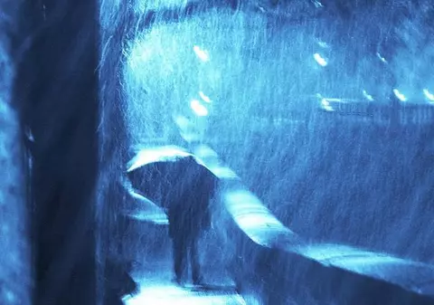 Ce mai primăvară! Ploi şi vânt în toată ţara, grindină la munte