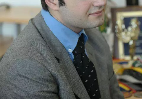 Spărgătorii cu cagulă, anihilaţi de geniul informaticii Ionuţ Budişteanu!