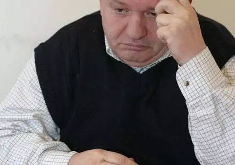 Porumboiu contraatacă: ”Borcea, un paharnic, un slugoi, un valet, un analfabet”