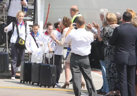 Fetele de aur s-au întors în țară. Vezi primele imagini și primele declarații!