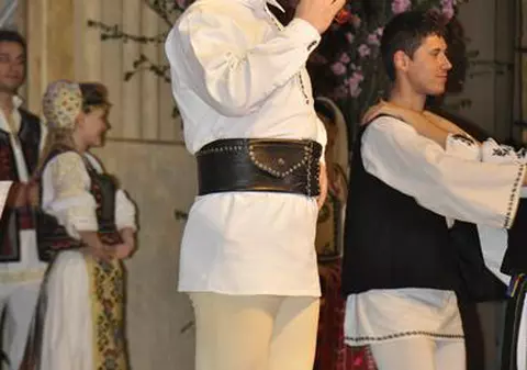 Cântăreţul Dinu Iancu Sălăjanu, în campanie electorală. Candidează la şefia consiliului Sălaj!