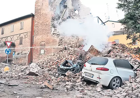 Seismul din Bulgaria i-a speriat pe bucureşteni: "Am sărit din pat de frică"