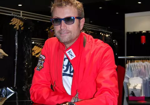 Cătălin Botezatu nu vrea complicaţii: "Aleg relaţii scurte, foarte scurte sau cât mai scurte"