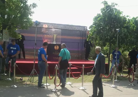 Cupa UEFA a ajuns în Parcul Unirii. Vezi ce alte evenimente au loc weekendul acesta în parcurile Capitalei