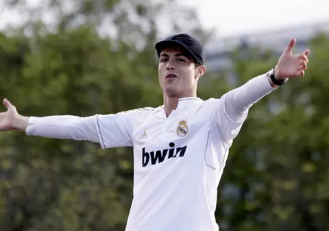 Ronaldo: ”Mi-aş da un 10 pentru acest sezon”