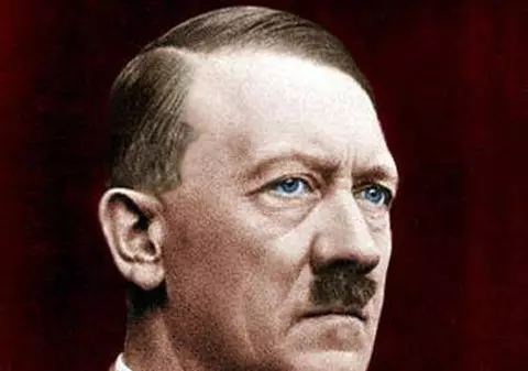 Detalii INCREDIBILE despre Hitler! Trăgea vânturi în mod incontrolabil