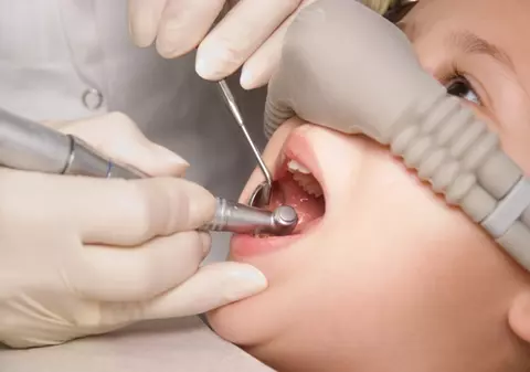 Inhalosedarea înlătură teama de dentist