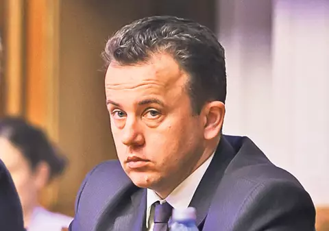 Ministrul Educației, Liviu Pop, mesaj pentru cei ce critică programul de guvernare al PSD: "Să aibă răbdare până la finalul anului"