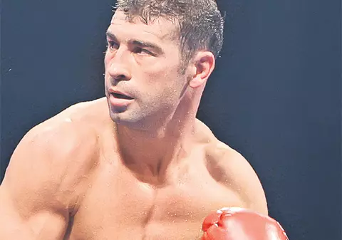 Lucian Bute a făcut inventarul calităţilor cu care îl va învinge pe Carl Froch: e mai bun, mai puternic, mai rapid