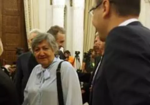Mama lui Ponta, sfaturi pentru fiul ei la Cotroceni. "Stai bine pe..."