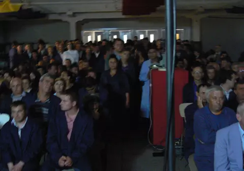 România mereu surprinzătoare! Iată ce au făcut protestatarii anti-Boc până să ajungă în Piaţa Universităţii!