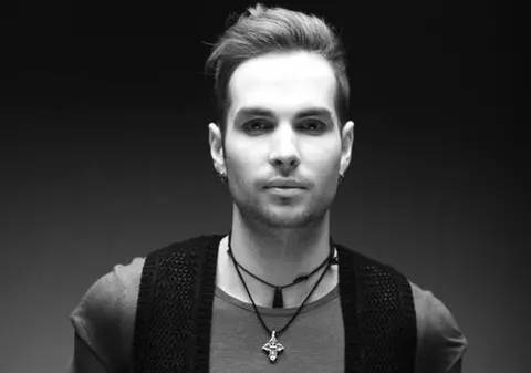 Randi și-a făcut propria casă de producție. Artistul lansează Famous Production cu Planeta Loco | VIDEO