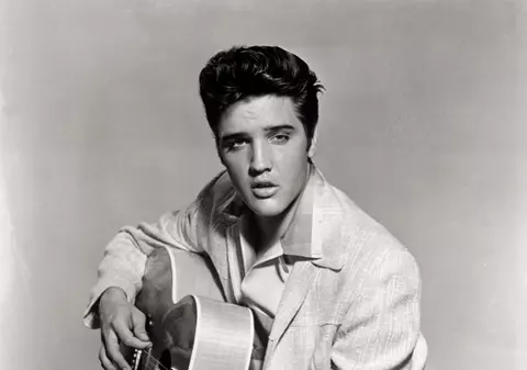 Fanii lui Elvis Presley, mai aproape de star! Pot cumpăra cripta în care a fost înmormântat artistul