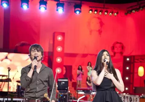 Câştigătorul Eurovision 2009 Alexander Rybak vine la ”Dănutz SRL”