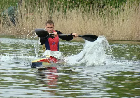 Două bărci s-au ciocnit la Gura Portiţei. Sportiv de performanţă, rănit