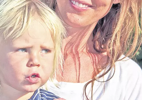 Îi dai sau nu copilului îngheţată? / Specialiştii îţi spun de la ce vârstă e permis acest desert şi în ce cantitate