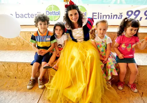 Albă ca Zăpada, Sportacus, Stephania şi Zâna Curăţeniei i-au învăţat pe copii să se spele pe mâini