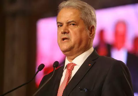 Radu Tudor: ”Ponta l-a sunat pe Năstase, să-l convingă să nu un gest necugetat”