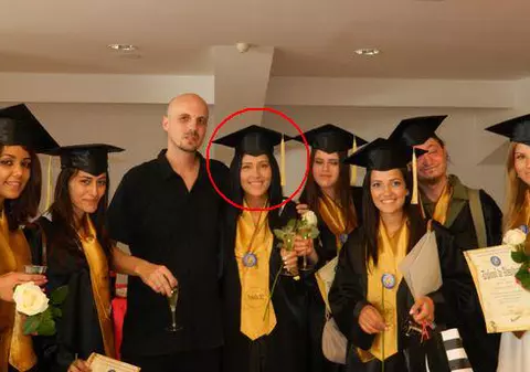 Alianna de la Heaven şi-a luat "adio" de la colegii de facultate | FOTO