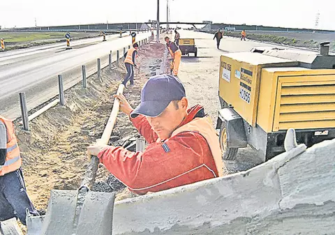 Autostrada Soarelui, gata… «cândva, în acest sezon»!