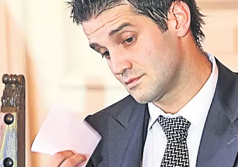 Cristi Chivu îşi va scrie autobiografia