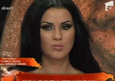 Florica, mama Cruduței, care lucrează în Italia, și-a emoționat fiica de ziua ei: ”Daniela de câte ori a venit aici a făcut impresie bună! A știut limbi străine!” VIDEO