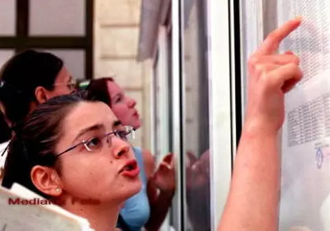 EVALUAREA NAŢIONALĂ 2012. Aici vezi rezultatele la Evaluare, în secunda în care apar! 