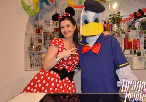 Gabriela Cristea Toader, în rolul lui Minnie Mouse, de Ziua Copilului
