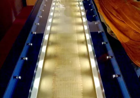 Trafic cu texte antice în valoare de 33 de milioane de euro! Român, reţinut cu manuscrise de la Marea Moartă