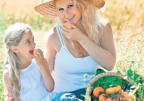 Iată alimentele care te hidratează și-ți dau energie!