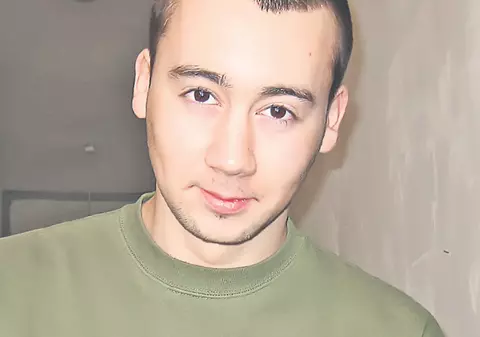 Constantin Voiniciuc, un elev de 18 ani, va reprezenta ţara noastră la o competiţie din America, având un proiect inedit: o mână bionică