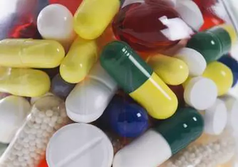Cepoi asigură bolnavii de cancer:  "Doar şase din 25 de medicamente oncologice se găsesc mai greu în unităţile sanitare"
