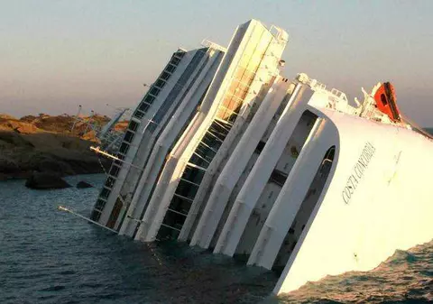 Naufragiu în Australia: 47 de persoane au murit