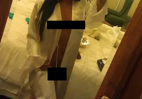 Încă o vedetă NIMICITĂ de hackeri! I-au spart telefonul şi au umplut netul cu poze cu ea goală! FOTO INCENDIAR