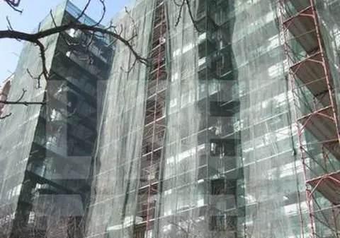 Arhitecții trag un semnal de alarmă: Blocurile reabilitate termic, pericol pentru sănătatea locatarilor!