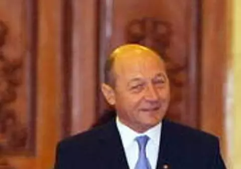 BĂSESCU, PRIMA REACŢIE după REZULTATUL ALEGERILOR: "Ferească Dumnezeu de..."