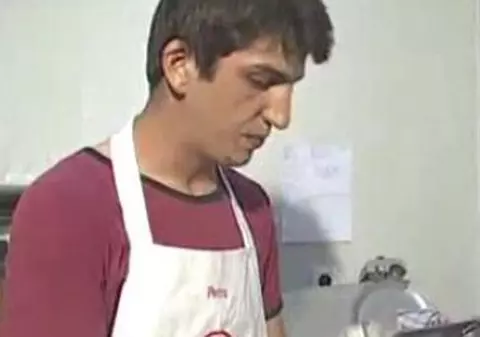 SECRETUL câştigătorului MASTERCHEF. Ce ascunzi, Petru Buiucă, sub bandaj? | FOTO