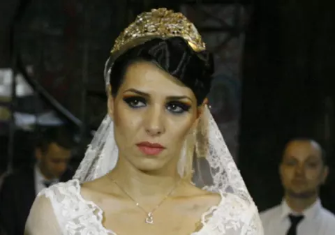 Cât de serioasă a fost Sorana la nunta ei! | FOTO