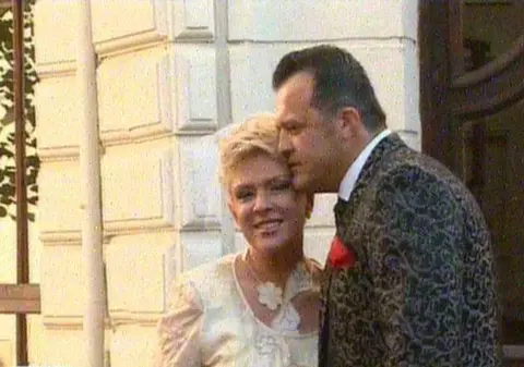 Teo radiază: "Maia, fiica mea, îi spune lui Constantin tată, fără nicio problemă". Află cum s-a schimbat viața ei după căsătorie!