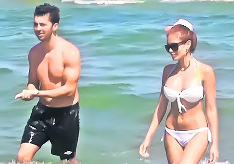 Cumnatul Simonei Pătruleasa, cumințit de o vedetă FHM